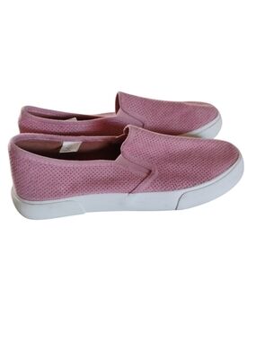 US Sports Women's Slip-On Perforated Flats in Dusty Rose SZ 8